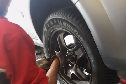 Montaggio pneumatici